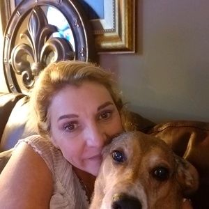 Meet your Posher, Becky